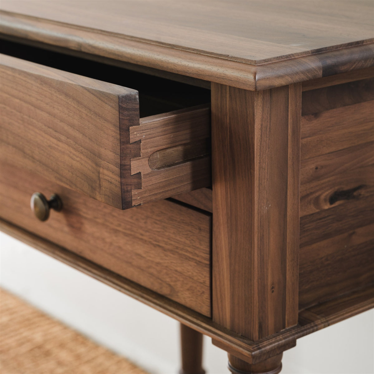 Chloé Bedside Table Walnut (EU)
